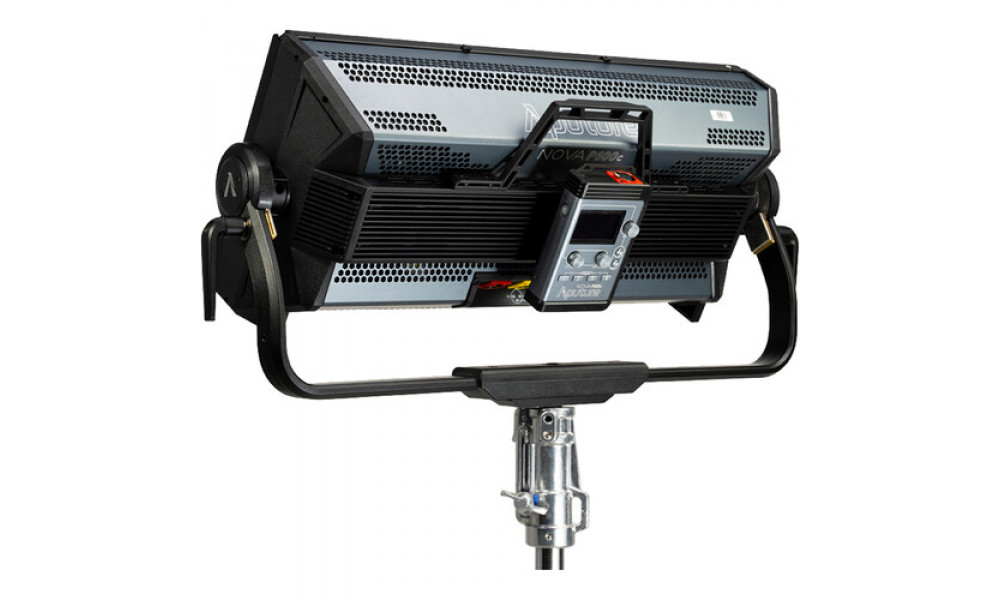 Світло Aputure Nova P600c 600W RGBWW Soft Panel Light (APN0179A81)