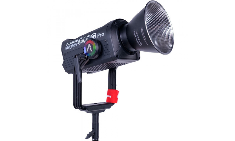 Світло Aputure LS 600c Pro 600W RGBWW Point Source LED (AP30126A21)